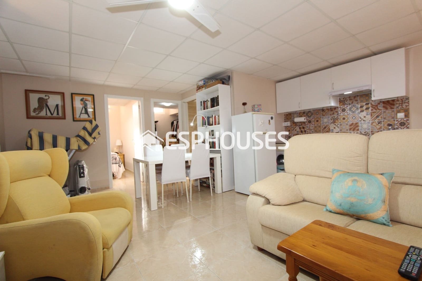 4 soveværelse Lejlighed til salg i Guardamar del Segura med swimmingpool - € 198.000 (Ref: 9444444)