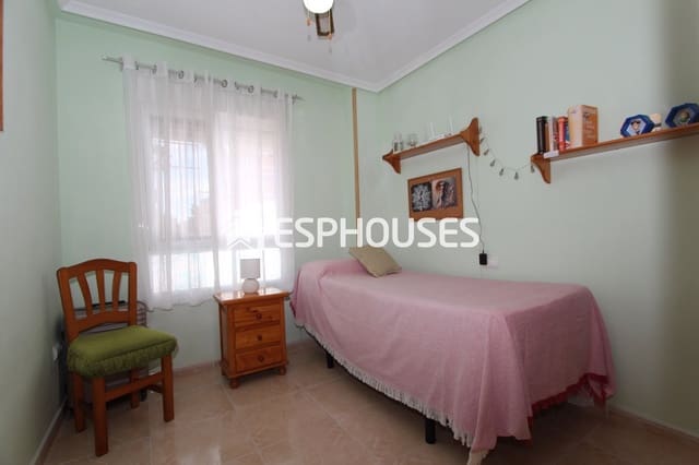 Apartamento de 4 habitaciones en Puerto Deportivo, Guardamar del Segura en venta con piscina - 198.000 € (Ref: 9444444)