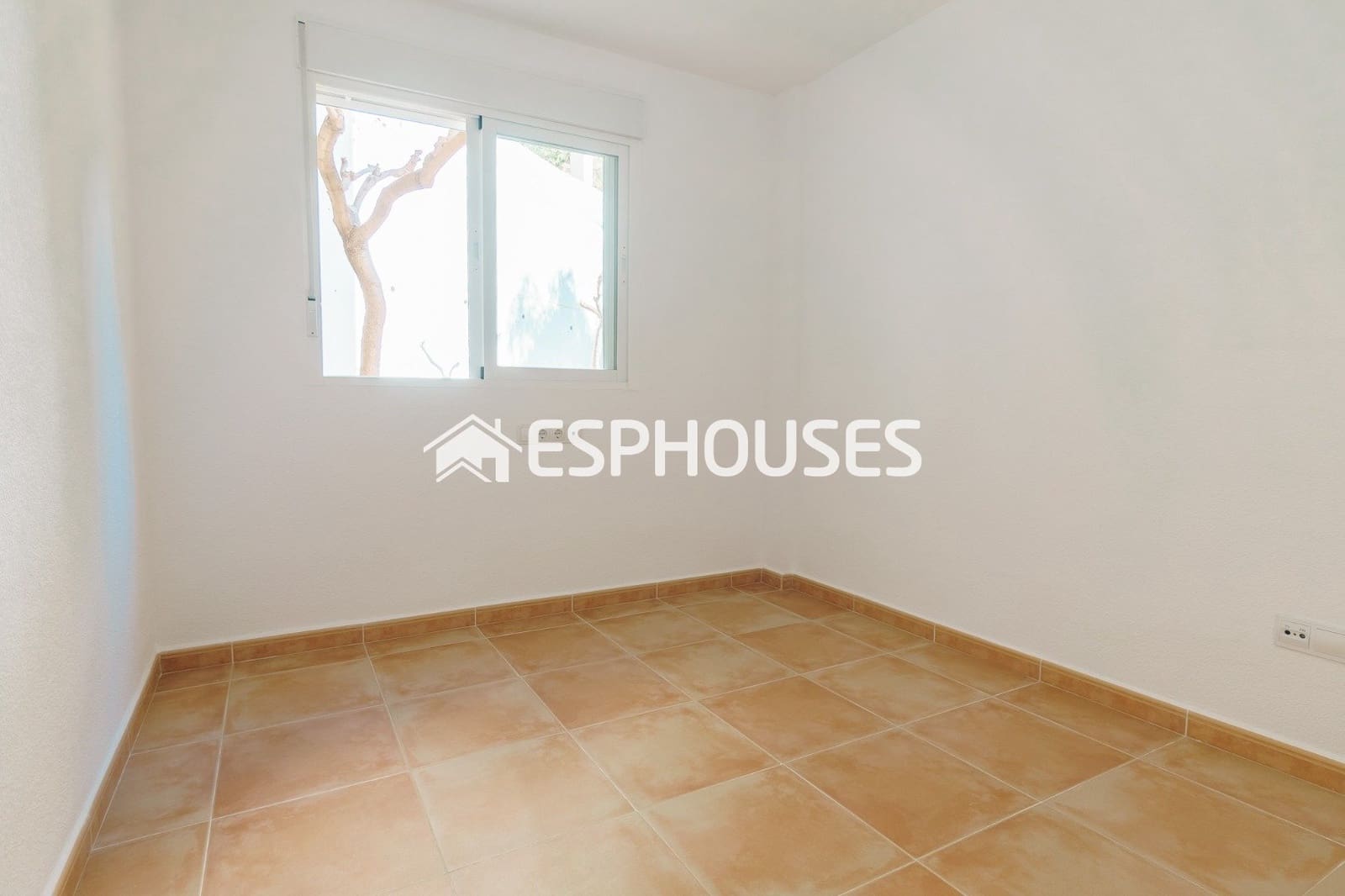 Apartamento de 3 habitaciones en Altea en venta con piscina garaje - 355.000 € (Ref: 9444446)