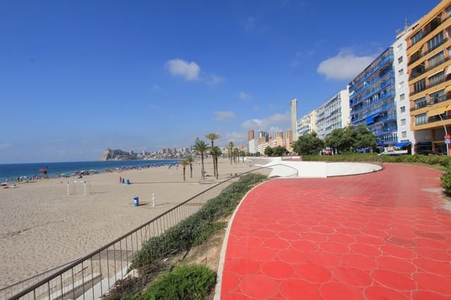 3 sovrum Lägenhet till salu i Via Parque, Benidorm med pool garage - 489 000 € (Ref: 9444448)