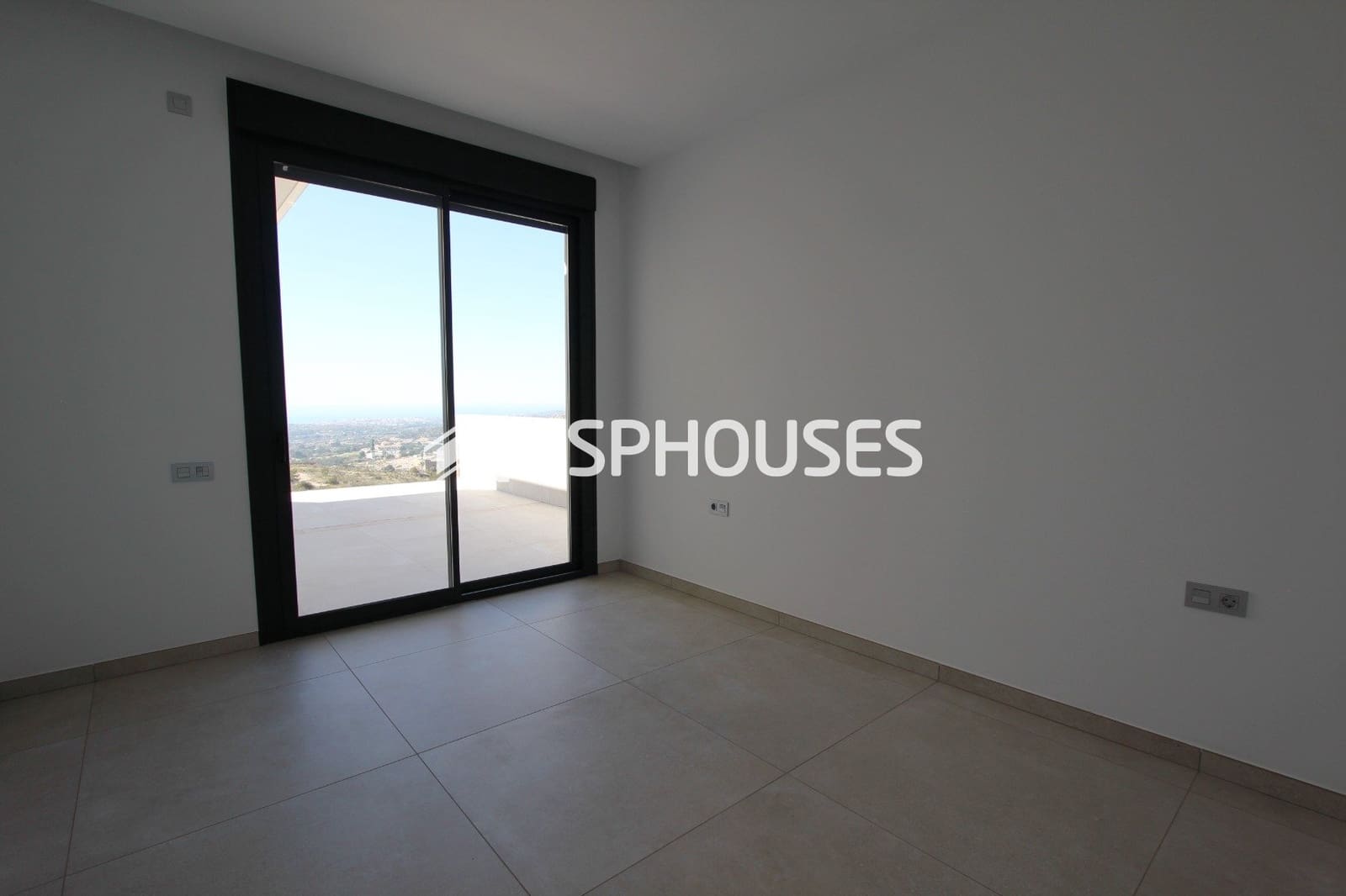 Chalet de 8 habitaciones en Finestrat en venta con piscina garaje - 2.600.000 € (Ref: 9444985)