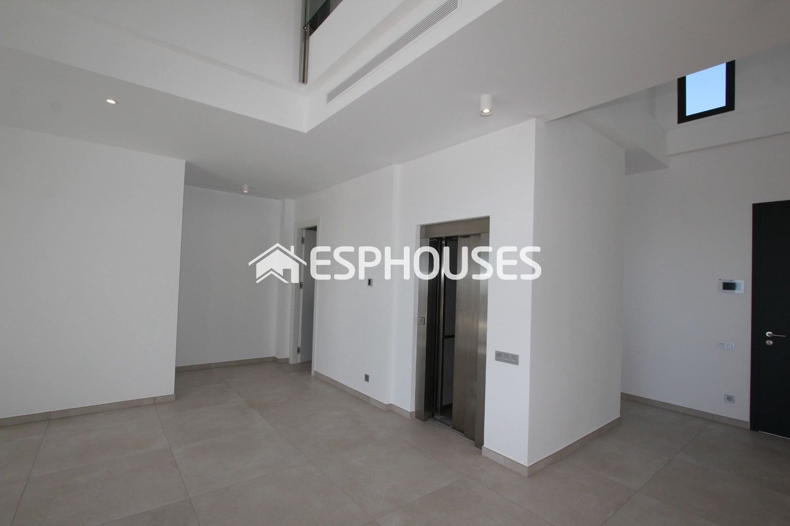 Chalet de 8 habitaciones en Finestrat en venta con piscina garaje - 2.600.000 € (Ref: 9444985)
