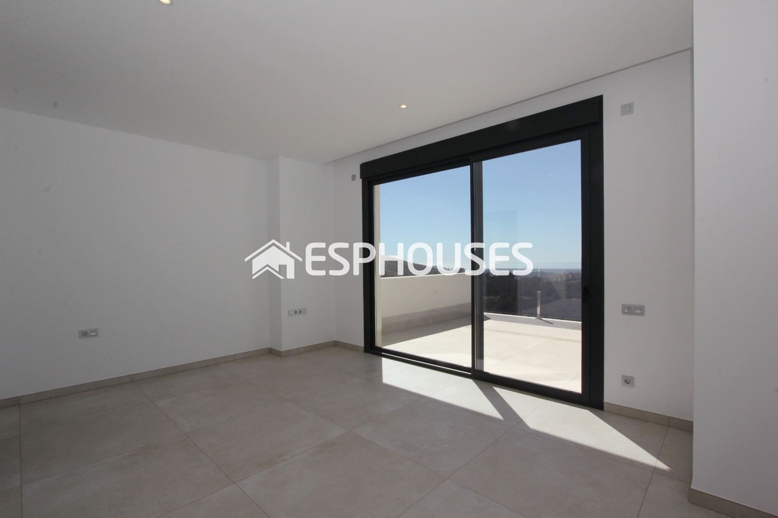 Chalet de 8 habitaciones en Finestrat en venta con piscina garaje - 2.600.000 € (Ref: 9444985)