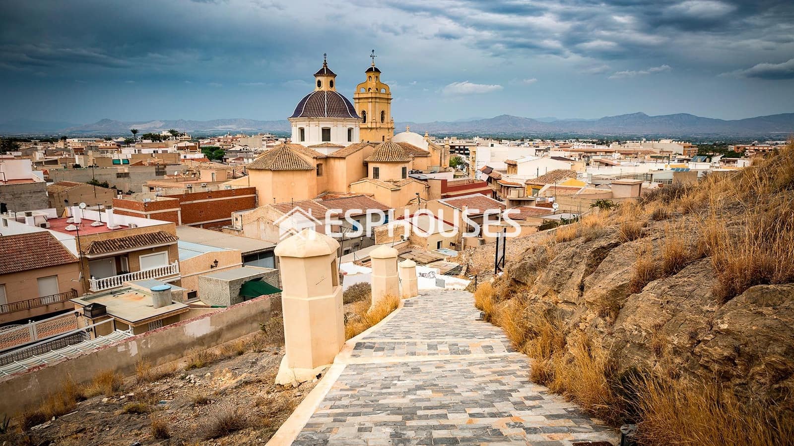 3 quarto Bungalow para venda em Cox com piscina garagem - 235 000 € (Ref: 9444986)