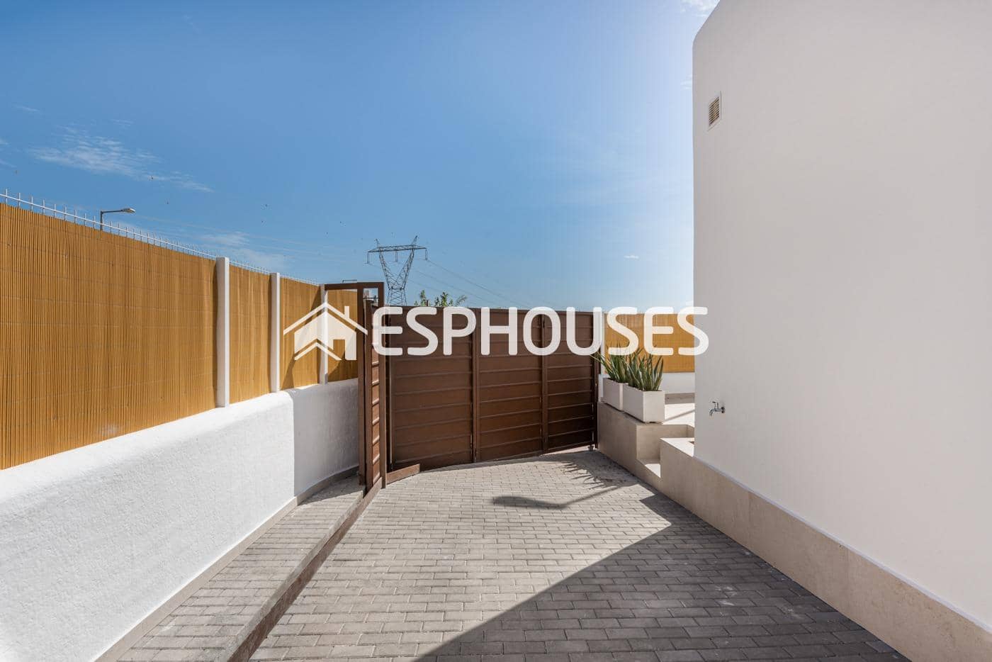 3 sovrum Villa till salu i Los Alcazares med pool garage - 449 900 € (Ref: 9444995)