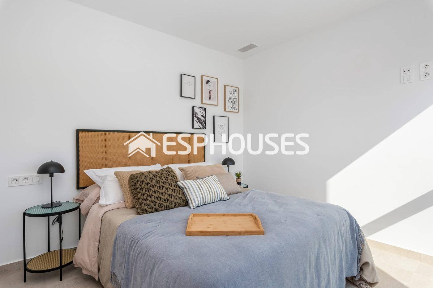 3 soverom Villa til salgs i Los Alcazares med svømmebasseng garasje - € 399 900 (Ref: 9444996)