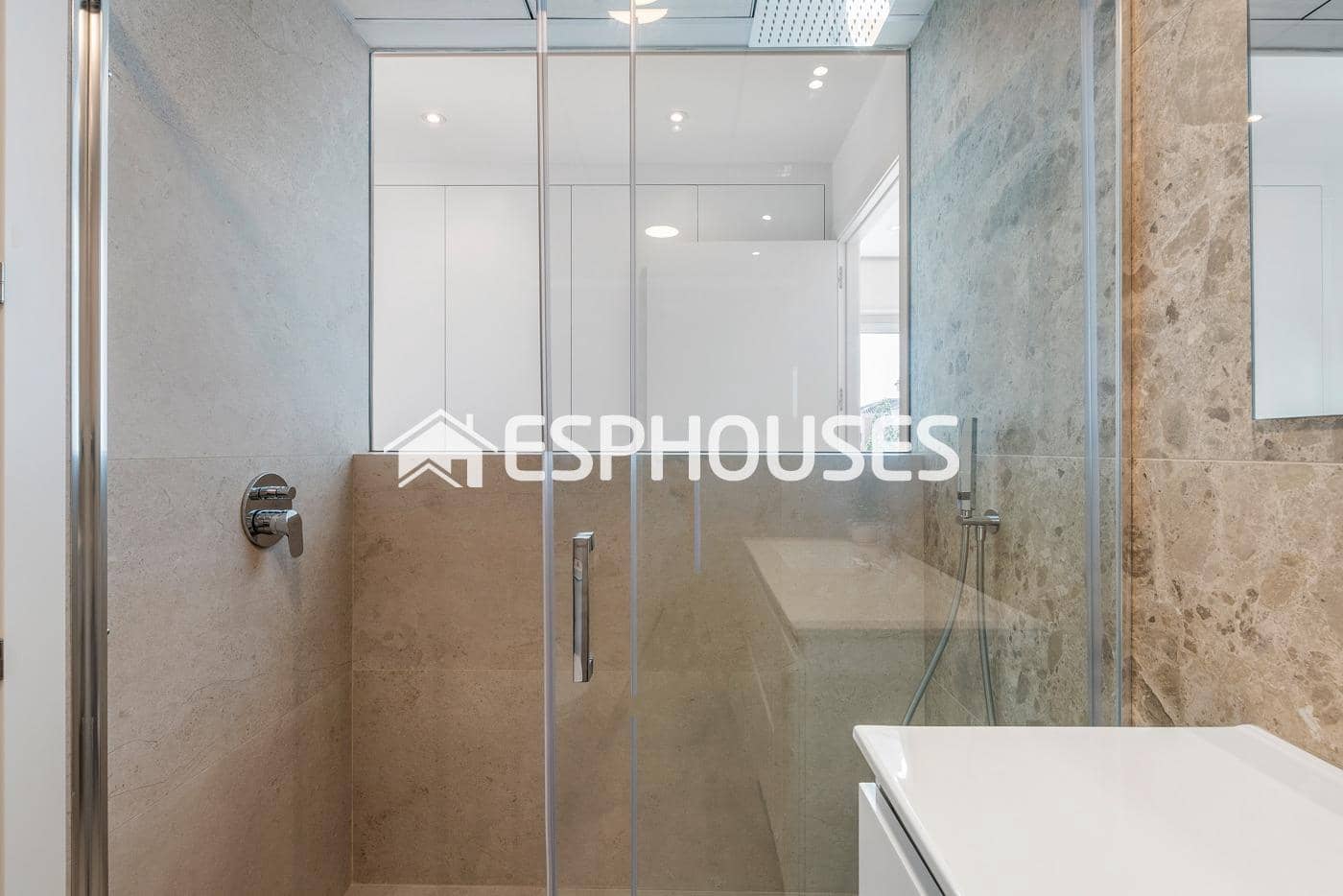 3 soverom Villa til salgs i Los Alcazares med svømmebasseng garasje - € 399 900 (Ref: 9444996)