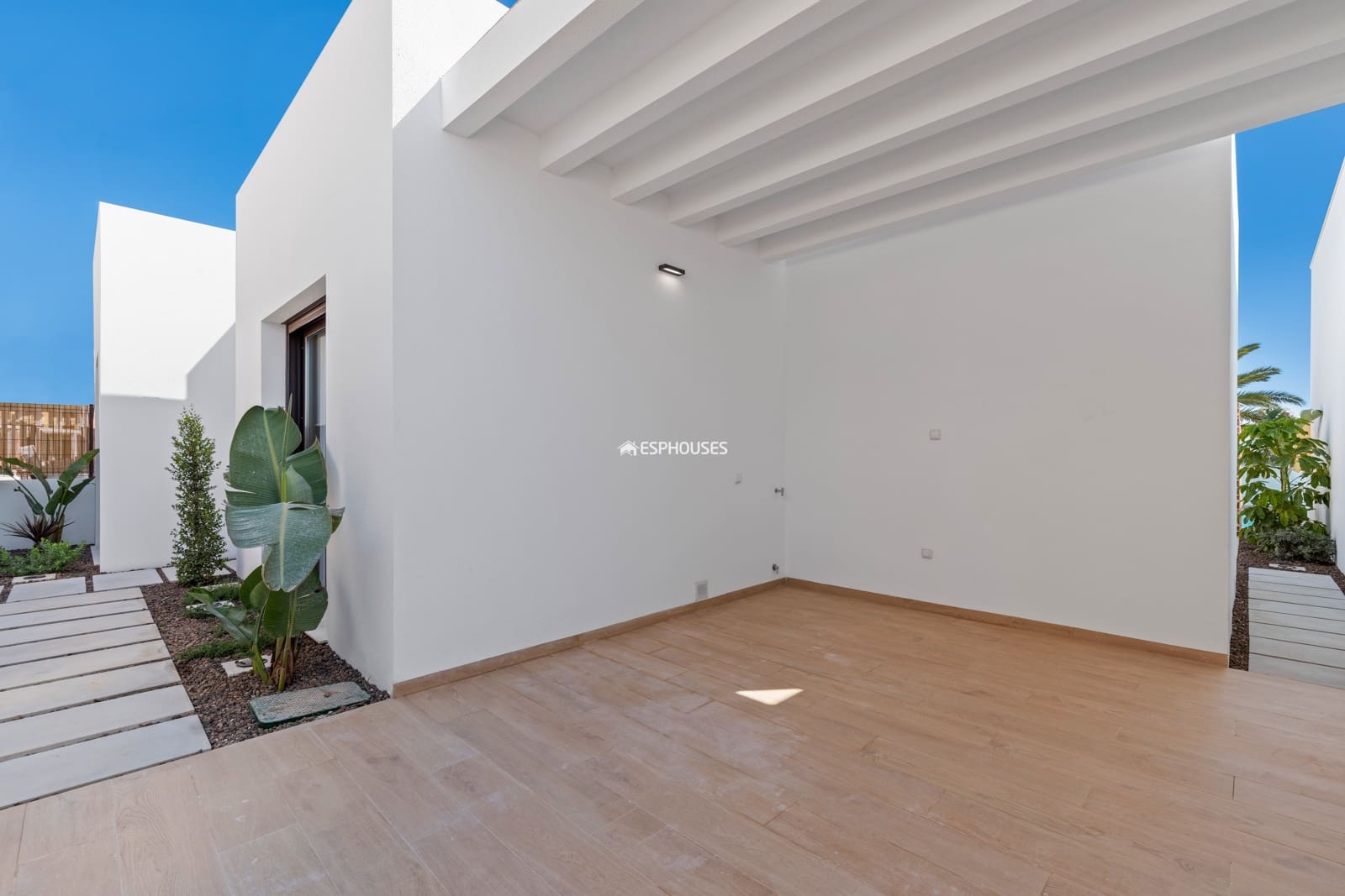 3 Zimmer Villa zu verkaufen in Los Alcazares mit Pool - 569.000 € (Ref: 9444997)