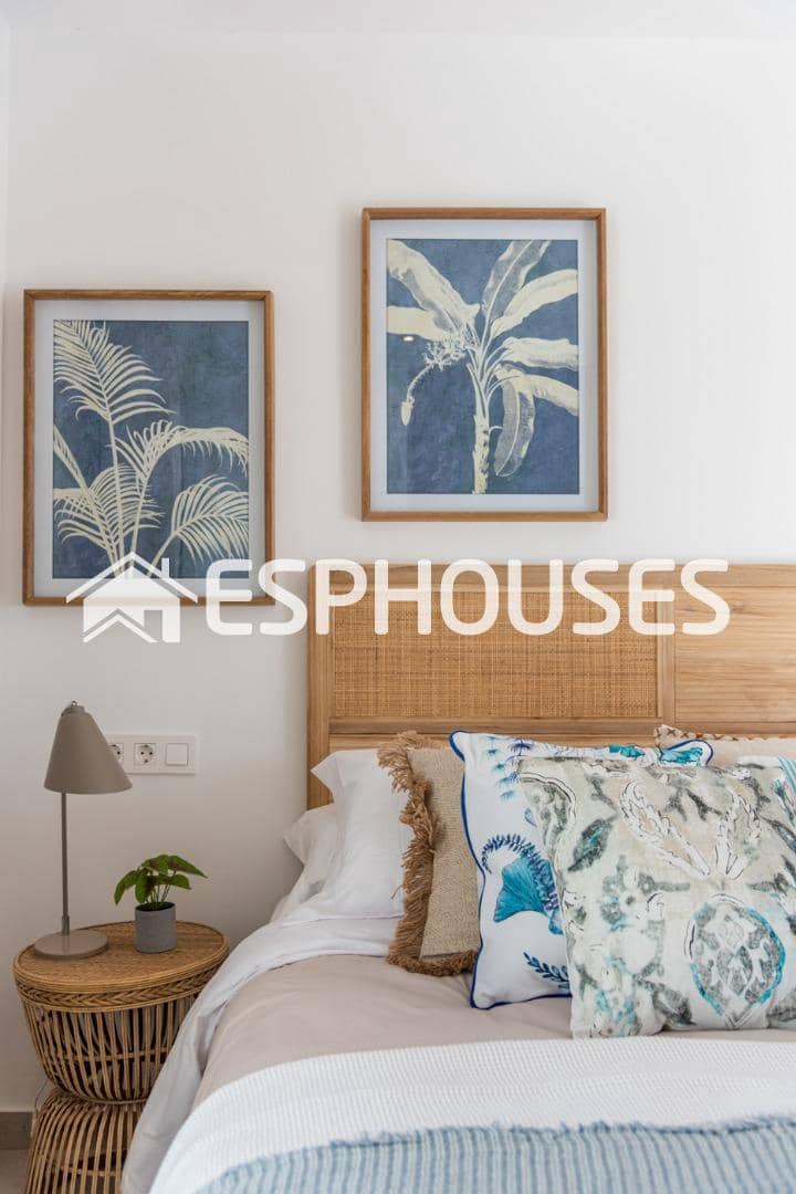 Chalet de 3 habitaciones en Dolores en venta con piscina garaje - 429.900 € (Ref: 9444998)