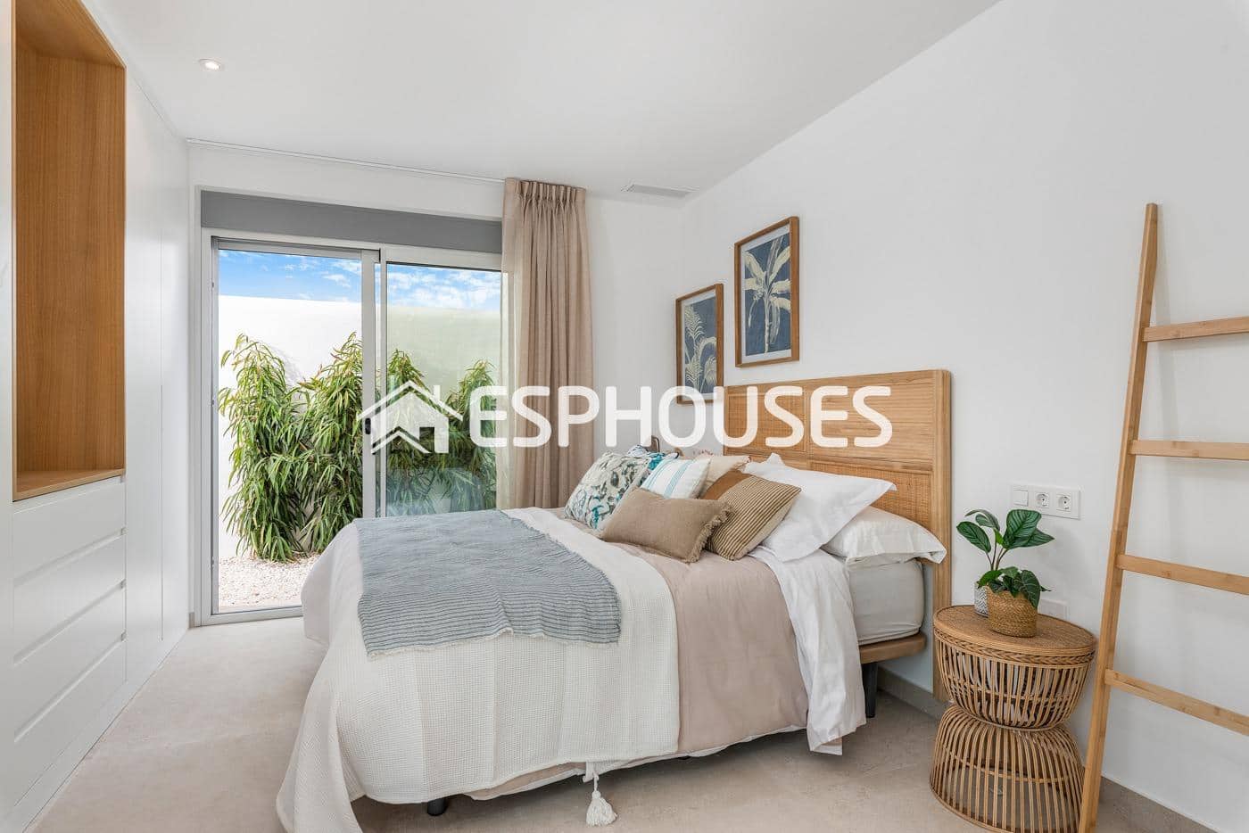 Chalet de 3 habitaciones en Dolores en venta con piscina garaje - 429.900 € (Ref: 9444998)