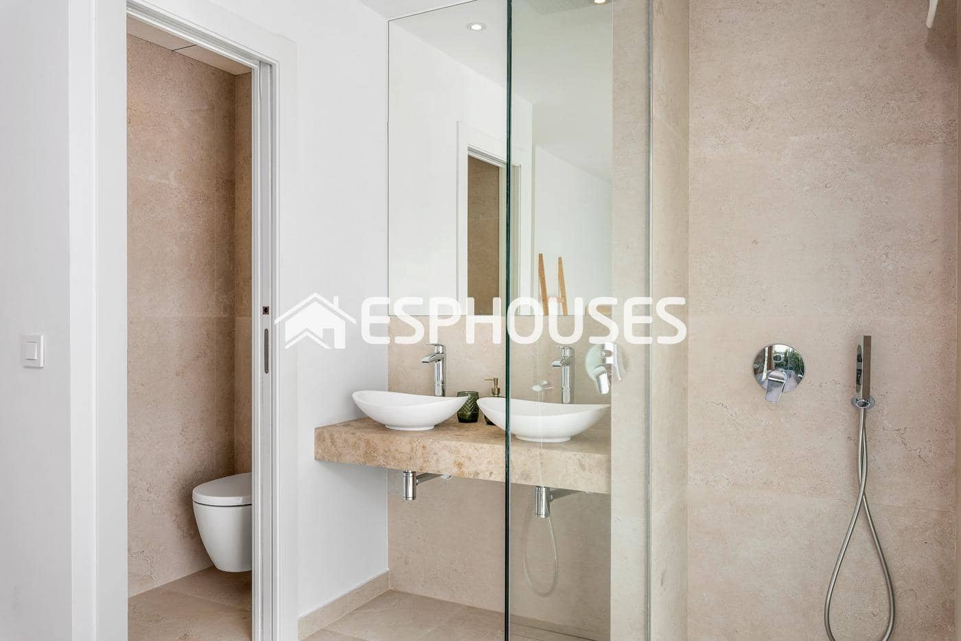 Chalet de 3 habitaciones en Dolores en venta con piscina garaje - 429.900 € (Ref: 9444998)