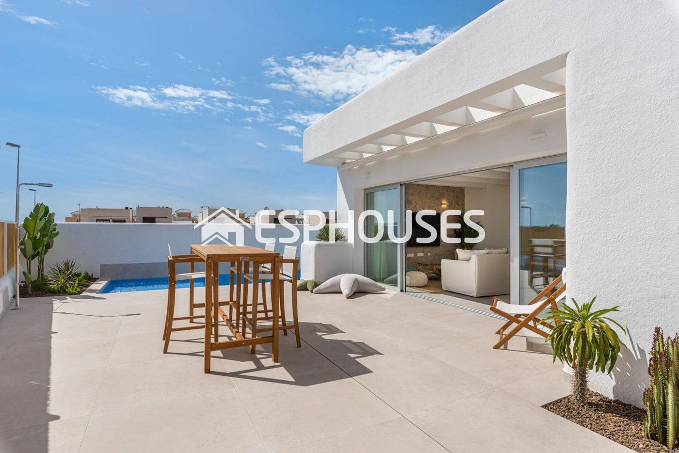 Chalet de 3 habitaciones en Dolores en venta con piscina garaje - 429.900 € (Ref: 9444998)