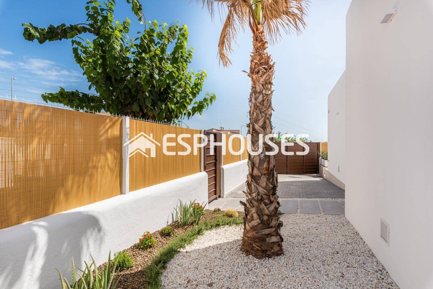 Chalet de 3 habitaciones en Dolores en venta con piscina garaje - 429.900 € (Ref: 9444998)