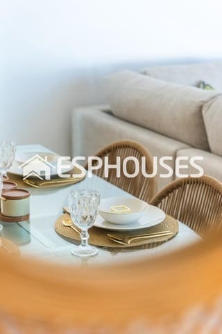 Chalet de 3 habitaciones en Benijófar en venta con piscina garaje - 569.900 € (Ref: 9444999)