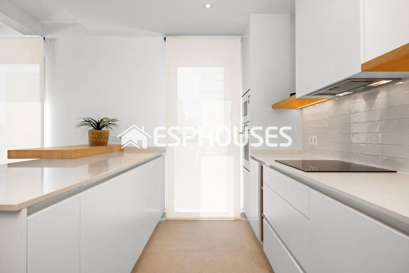 Chalet de 3 habitaciones en Benijófar en venta con piscina garaje - 569.900 € (Ref: 9444999)