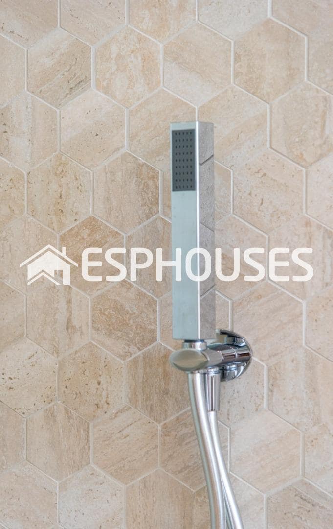 Chalet de 3 habitaciones en Benijófar en venta con piscina garaje - 569.900 € (Ref: 9444999)