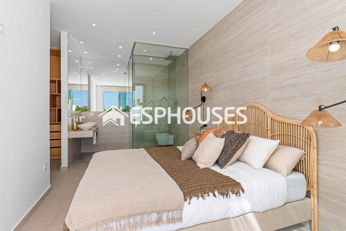 Chalet de 3 habitaciones en Benijófar en venta con piscina garaje - 569.900 € (Ref: 9444999)