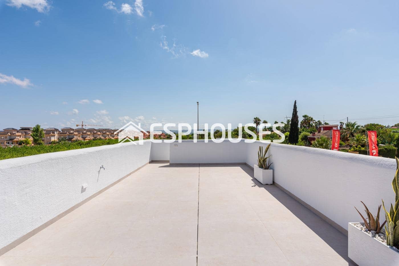 Chalet de 3 habitaciones en Benijófar en venta con piscina garaje - 569.900 € (Ref: 9444999)