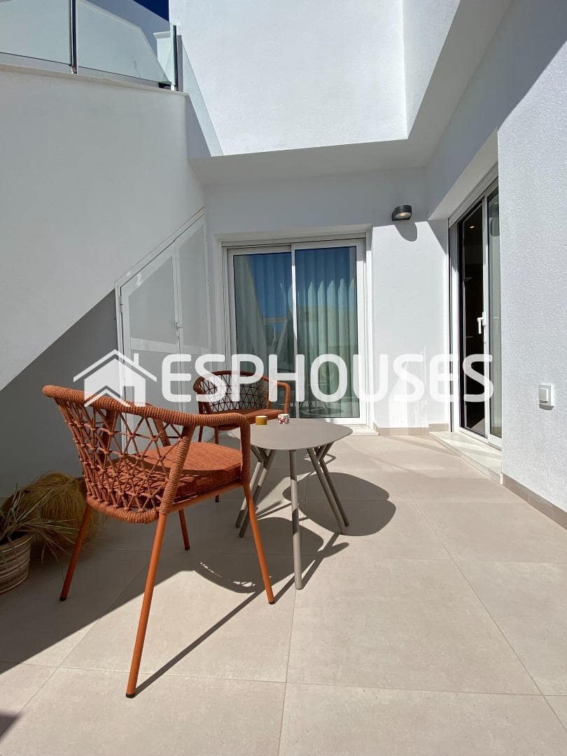 2 Zimmer Apartment zu verkaufen in Pilar de la Horadada mit Pool - 354.900 € (Ref: 9445010)