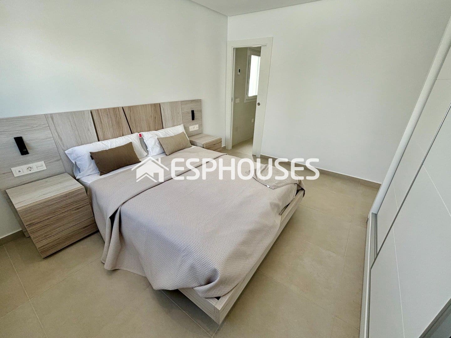 3 bedroom Villa for sale in Benijofar with pool - € 589,000 (Ref: 9445015)