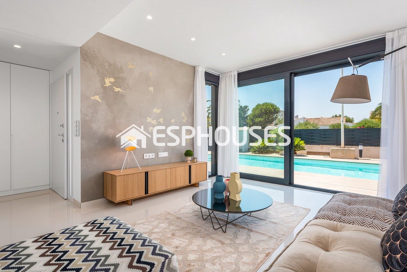3 soverom Villa til salgs i Playa Honda med svømmebasseng - € 595 000 (Ref: 9445027)