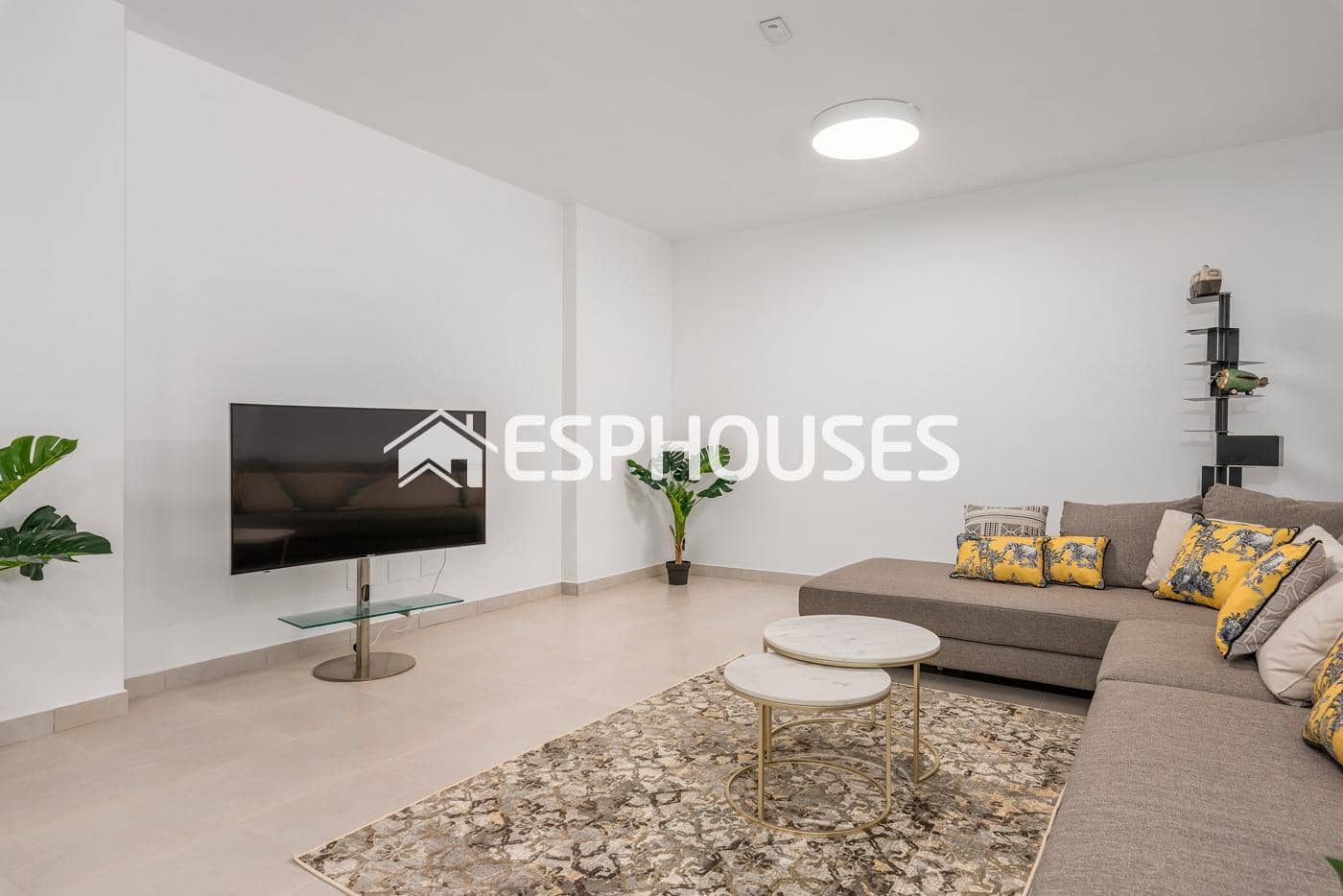 4 slaapkamer Villa te koop in Playa Honda met zwembad garage - € 630.000 (Ref: 9445028)