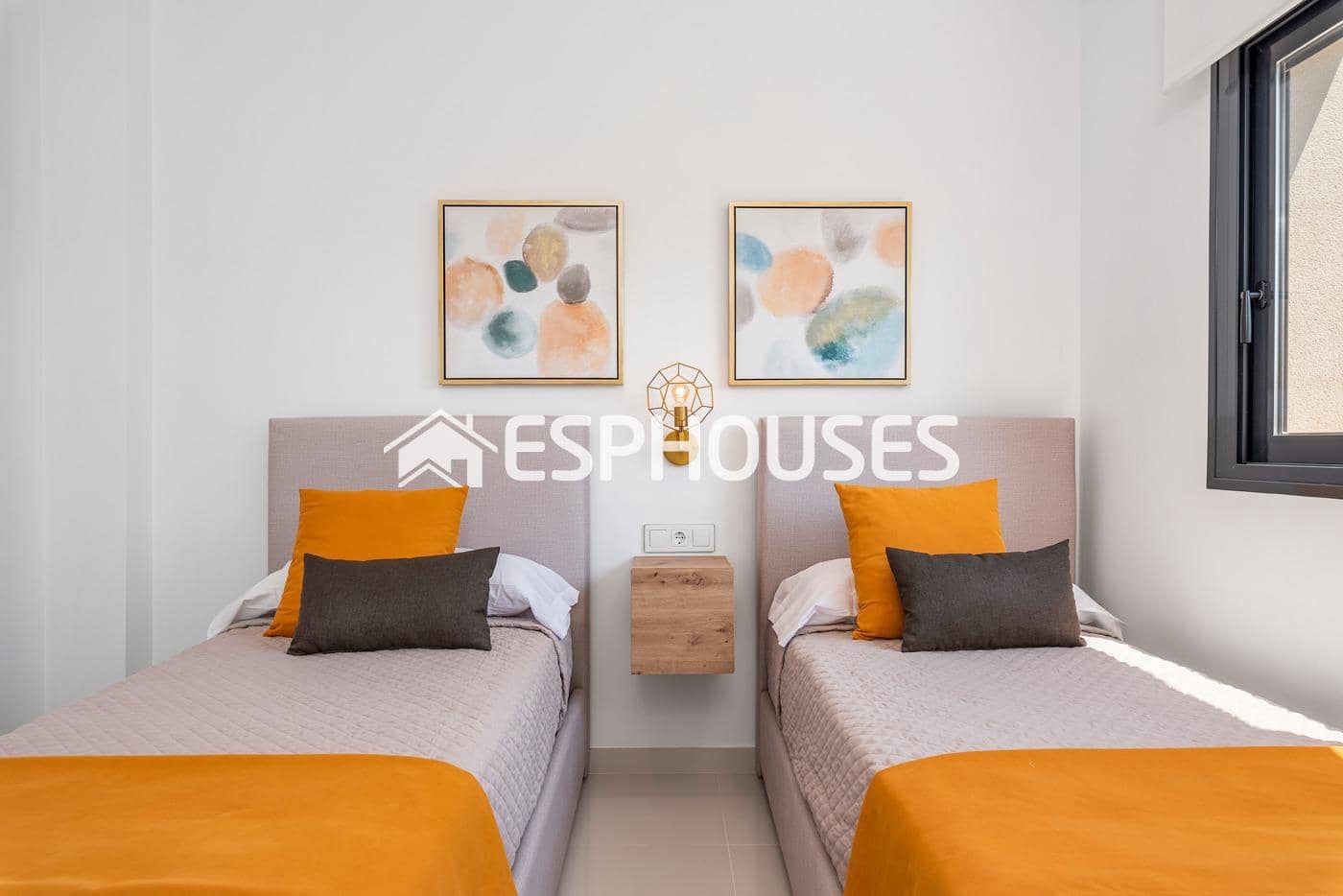 4 slaapkamer Villa te koop in Playa Honda met zwembad garage - € 630.000 (Ref: 9445028)