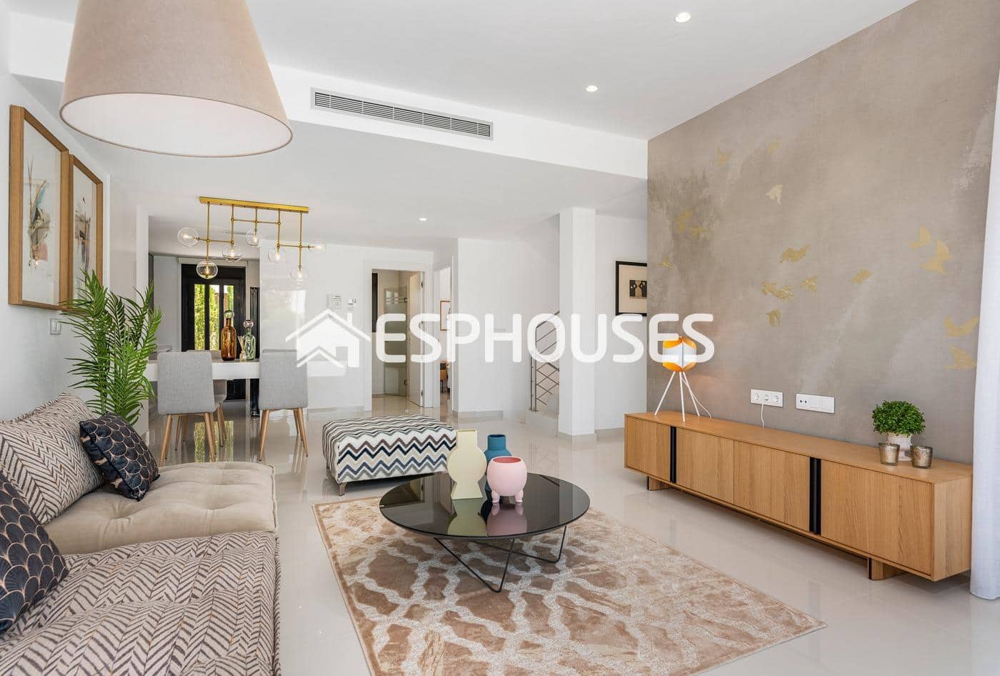 4 slaapkamer Villa te koop in Playa Honda met zwembad garage - € 630.000 (Ref: 9445028)