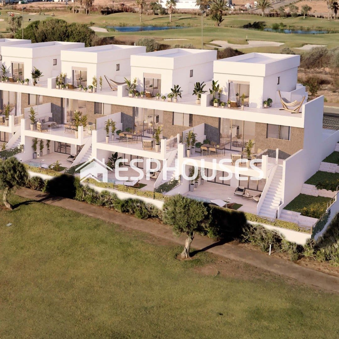 3 soveværelse Villa til salg i Los Alcazares med swimmingpool garage - € 720.000 (Ref: 9445029)