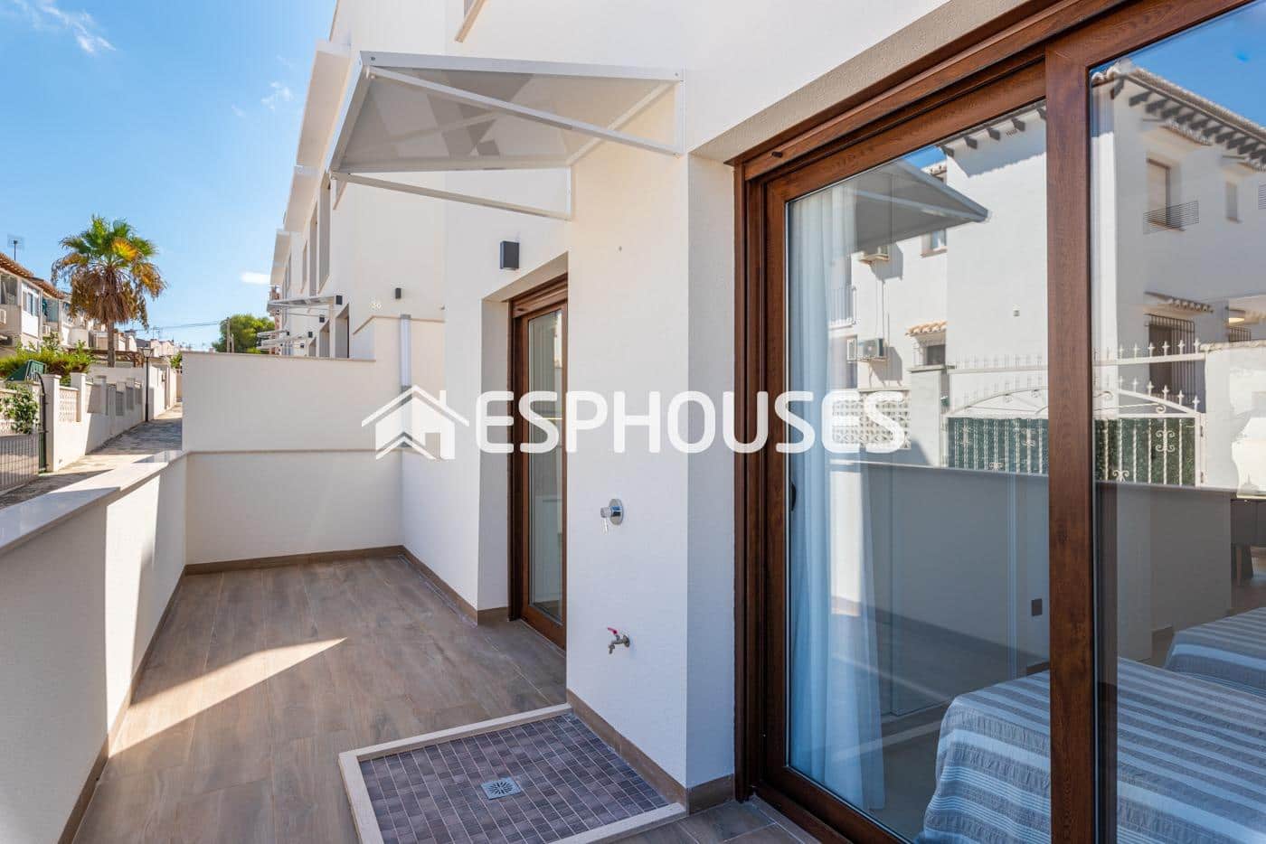 2 sypialnia Apartament na sprzedaż w Torrevieja z basenem - 275 000 € (Ref: 9445033)