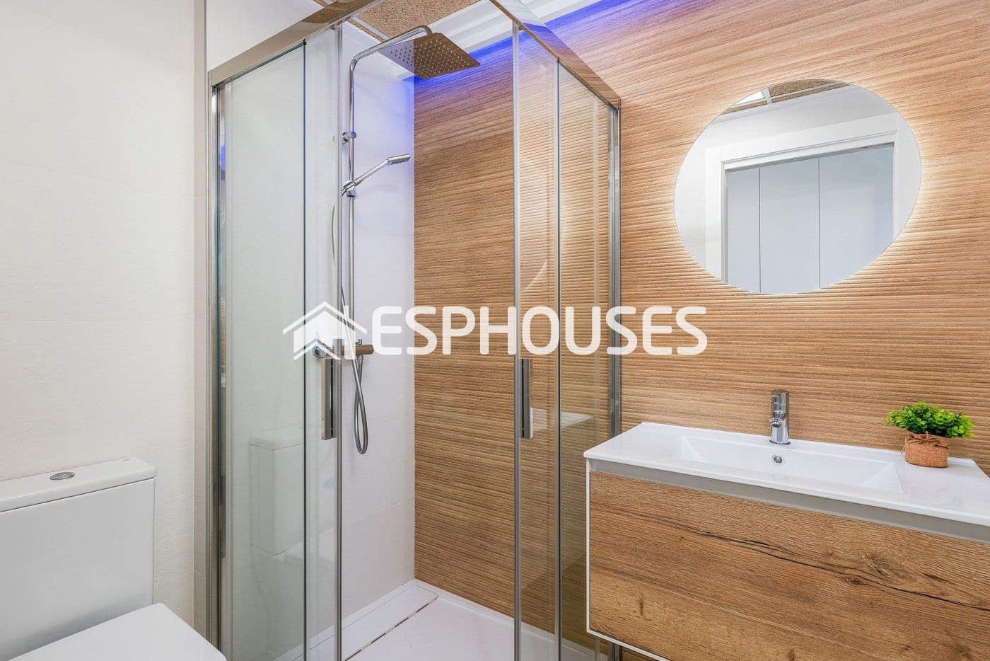 Apartamento de 2 habitaciones en Torrevieja en venta con piscina - 290.000 € (Ref: 9445033)