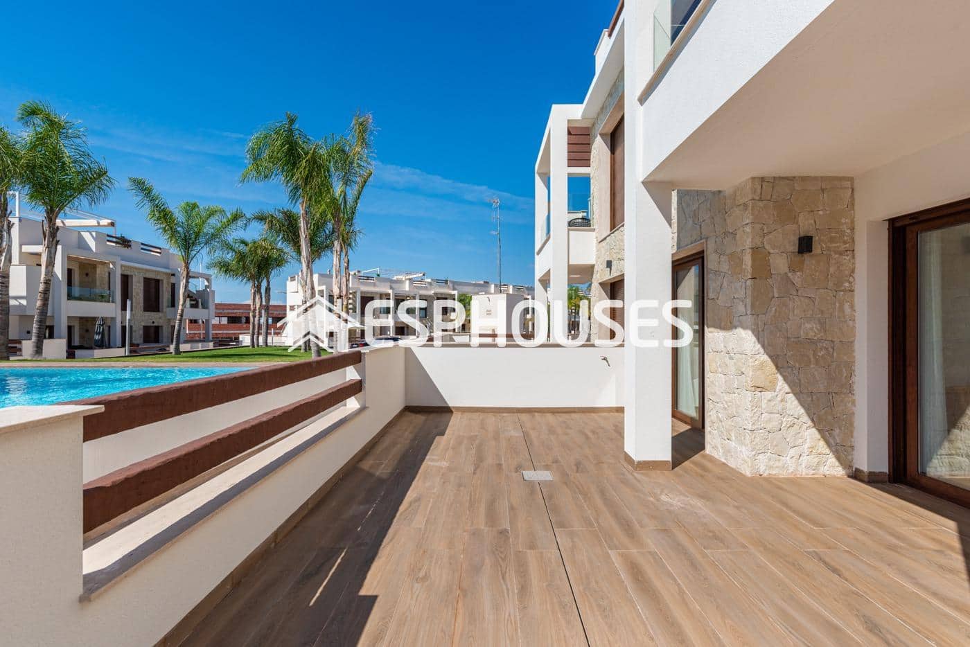 3 sovrum Lägenhet till salu i Torrevieja med pool - 290 000 € (Ref: 9445035)
