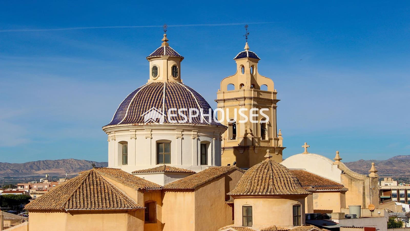 2 bedroom Bungalow for sale in Cox with pool garage - € 219,000 (Ref: 9445048)