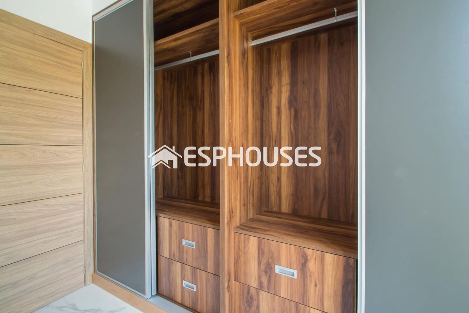 4 slaapkamer Villa te koop in Finestrat met zwembad - € 850.000 (Ref: 9445055)