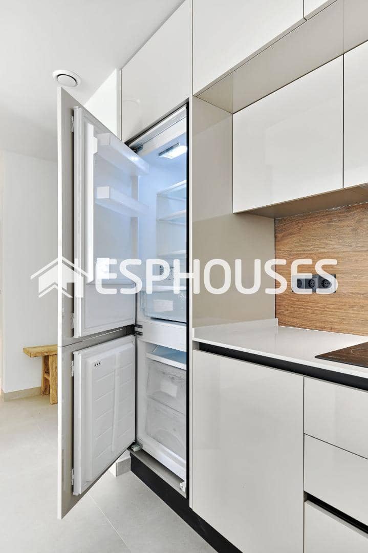 2 slaapkamer Appartement te koop in Torrevieja met zwembad garage - € 360.000 (Ref: 9445057)