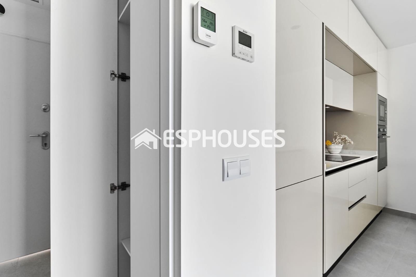 2 slaapkamer Appartement te koop in Torrevieja met zwembad garage - € 360.000 (Ref: 9445057)