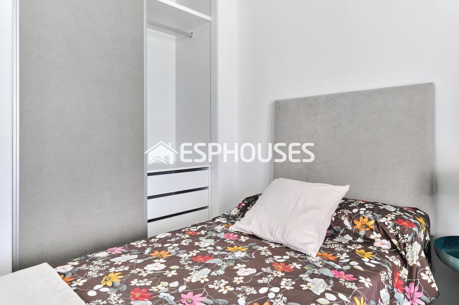 2 slaapkamer Appartement te koop in Torrevieja met zwembad garage - € 360.000 (Ref: 9445057)