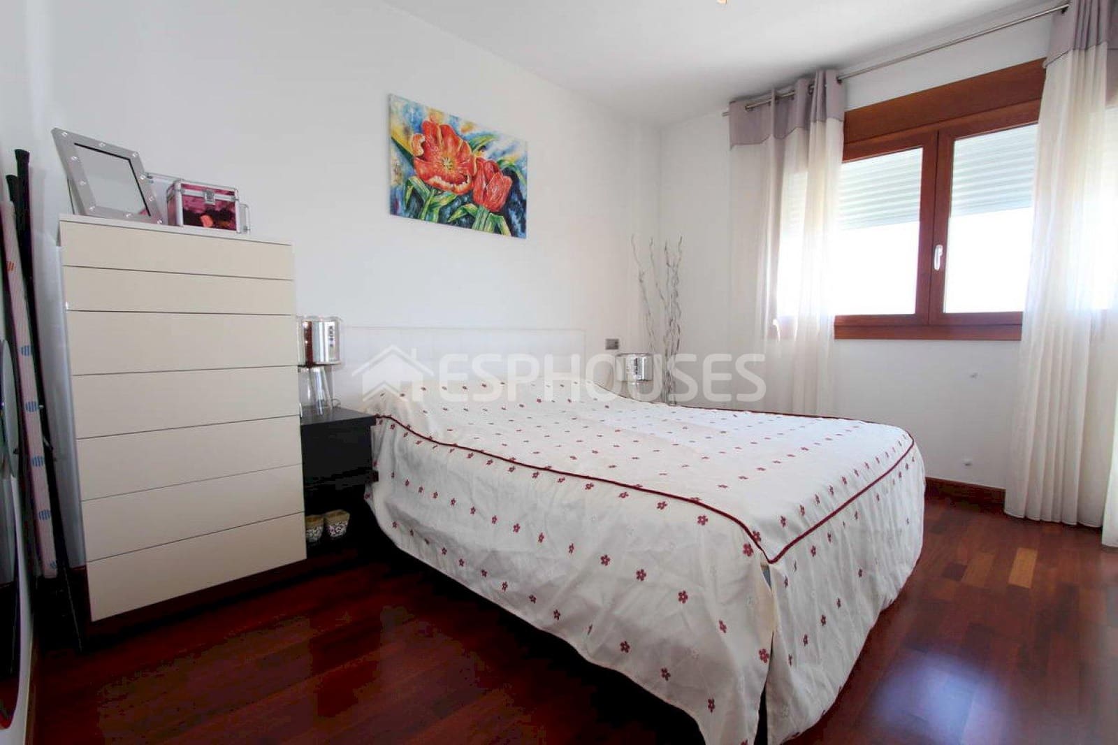 4 makuuhuone Bungalow myytävänä paikassa Guardamar del Segura mukana uima-altaan 
autotalli - 599 000 € (Ref: 9445059)