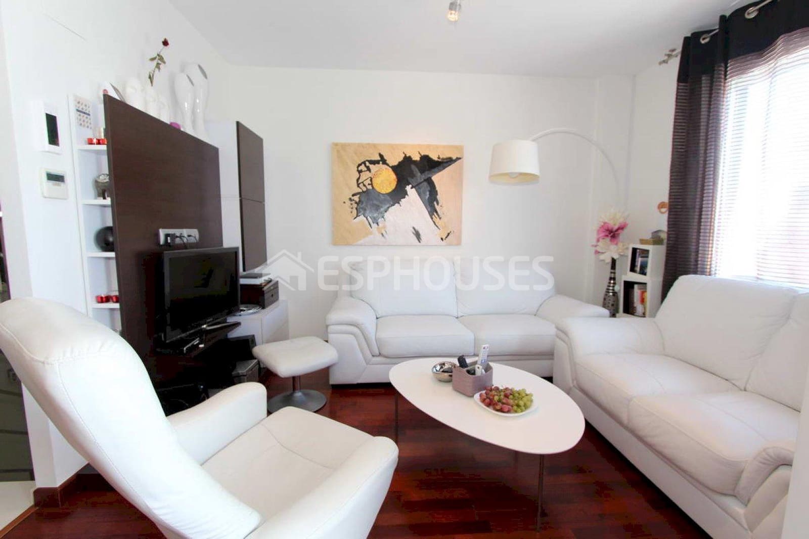 4 makuuhuone Bungalow myytävänä paikassa Guardamar del Segura mukana uima-altaan 
autotalli - 599 000 € (Ref: 9445059)