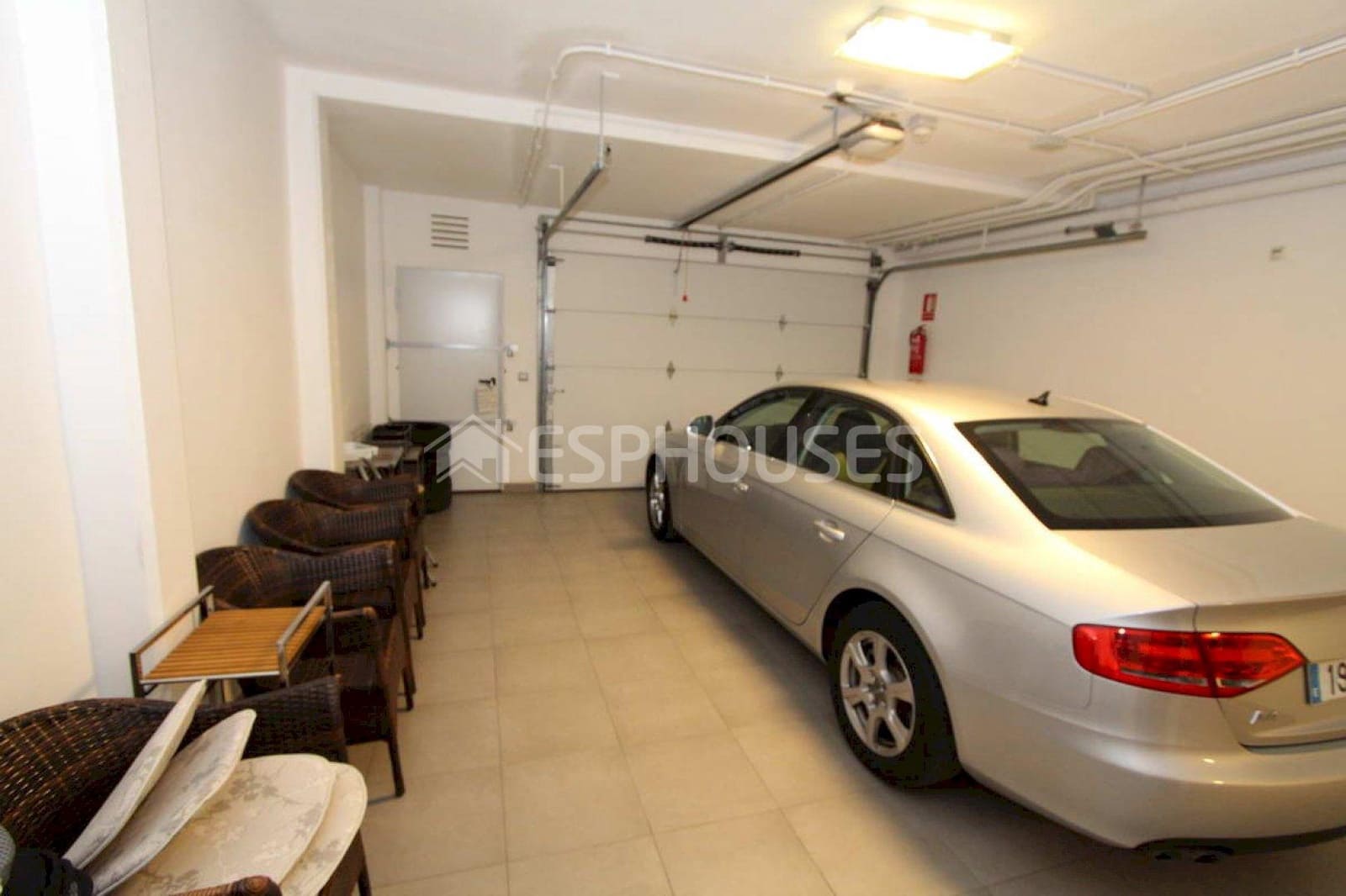 4 makuuhuone Bungalow myytävänä paikassa Guardamar del Segura mukana uima-altaan 
autotalli - 599 000 € (Ref: 9445059)