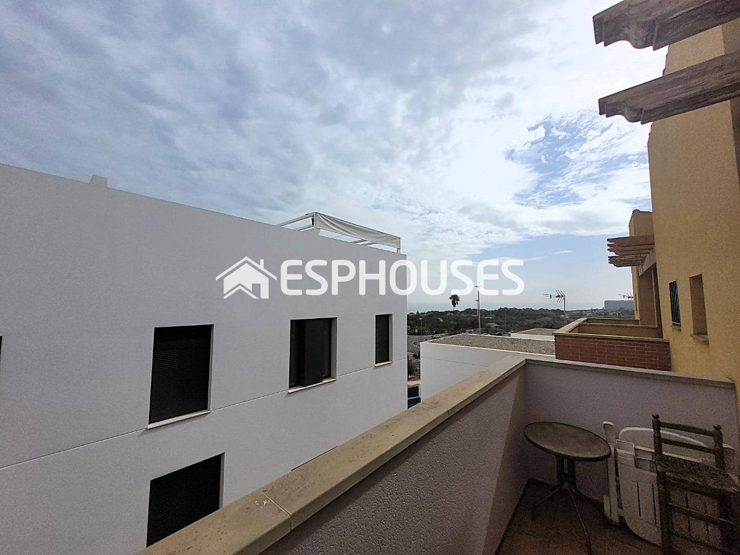 3 Zimmer Bungalow zu verkaufen in Guardamar del Segura mit Pool Garage - 249.000 € (Ref: 9445061)