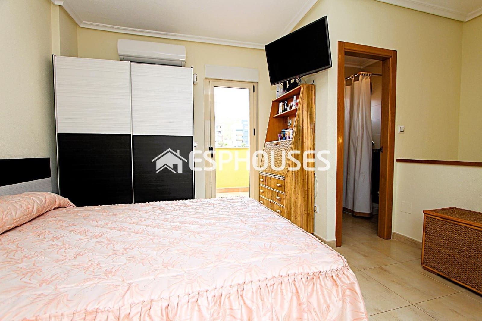 3 Zimmer Bungalow zu verkaufen in Guardamar del Segura mit Pool Garage - 249.000 € (Ref: 9445061)