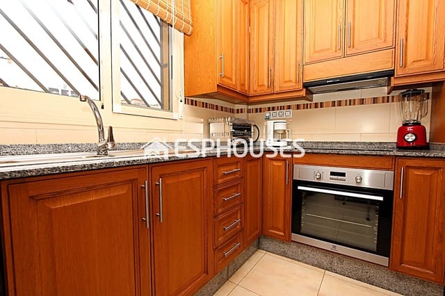 3 soverom Bungalow til salgs i Los Secanos, Guardamar del Segura med svømmebasseng garasje - € 249 000 (Ref: 9445061)