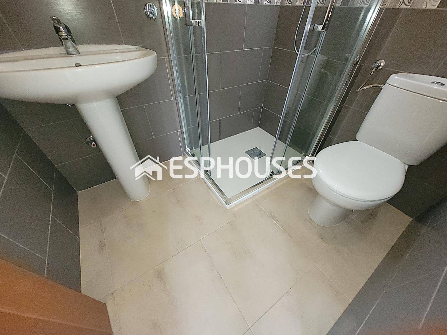 3 sypialnia Bungalow na sprzedaż w Guardamar del Segura z basenem garażem - 281 000 € (Ref: 9445062)