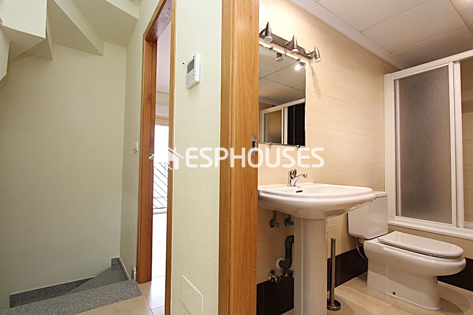 3 sypialnia Bungalow na sprzedaż w Guardamar del Segura z basenem garażem - 281 000 € (Ref: 9445062)