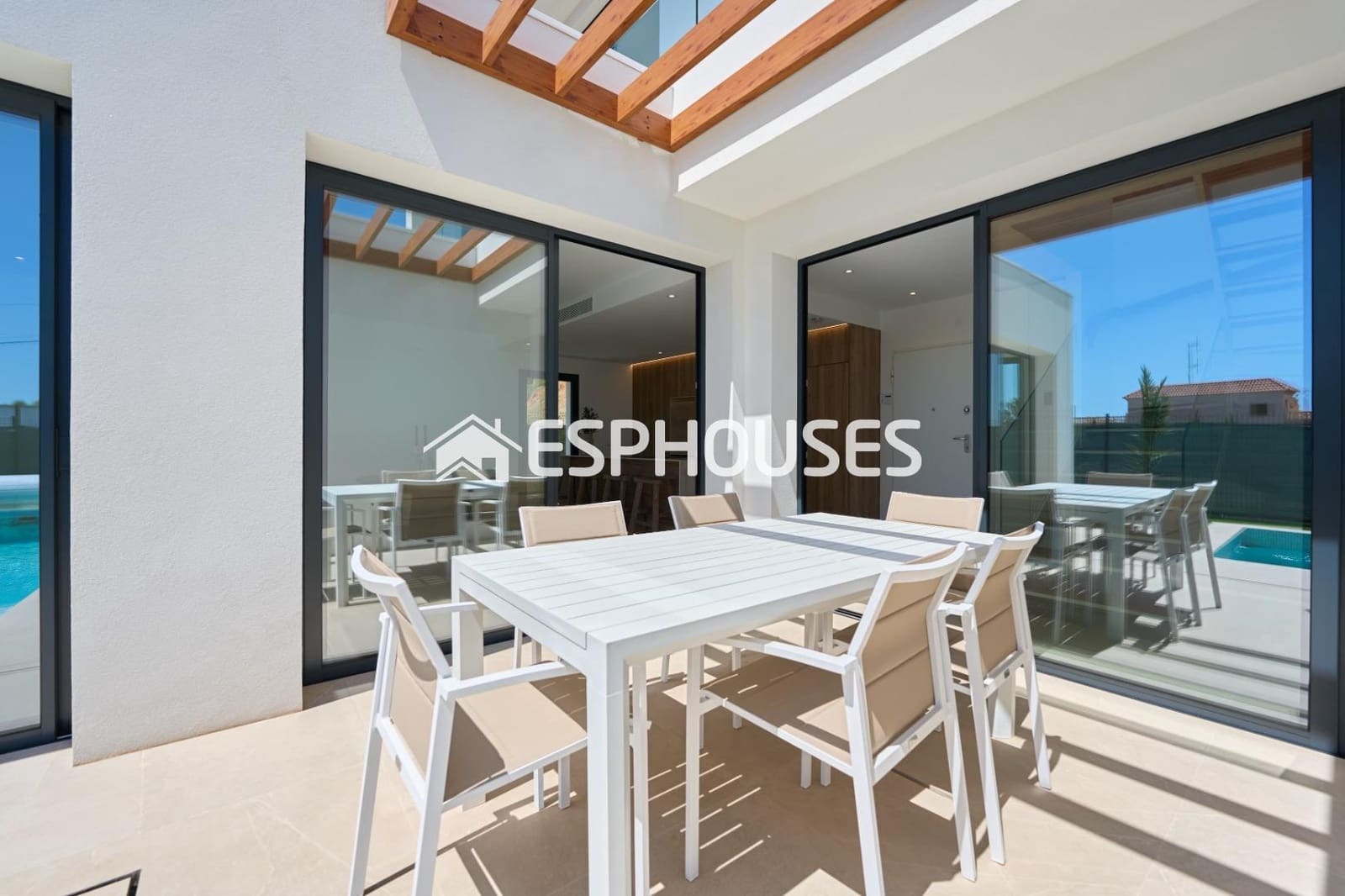 3 slaapkamer Villa te koop in Alfaz del Pi / L'Alfas del Pi met zwembad garage - € 760.000 (Ref: 9445064)