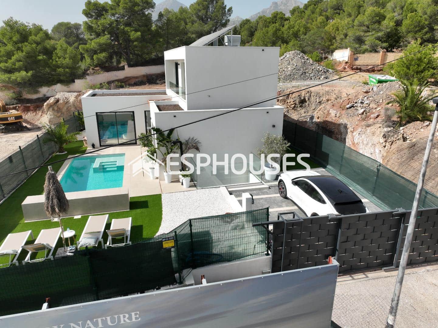 3 slaapkamer Villa te koop in Alfaz del Pi / L'Alfas del Pi met zwembad garage - € 760.000 (Ref: 9445064)