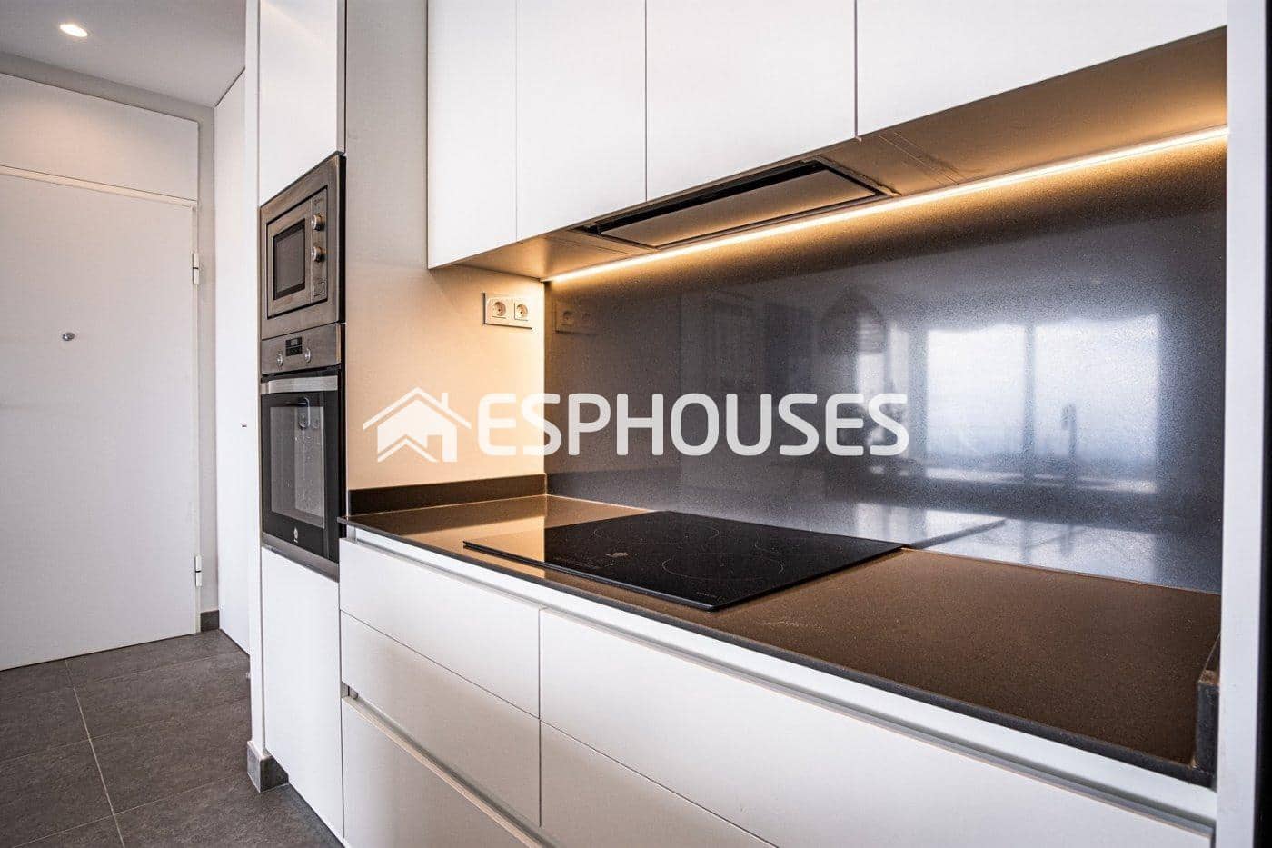 3 slaapkamer Villa te koop in Polop met zwembad garage - € 358.000 (Ref: 9445067)