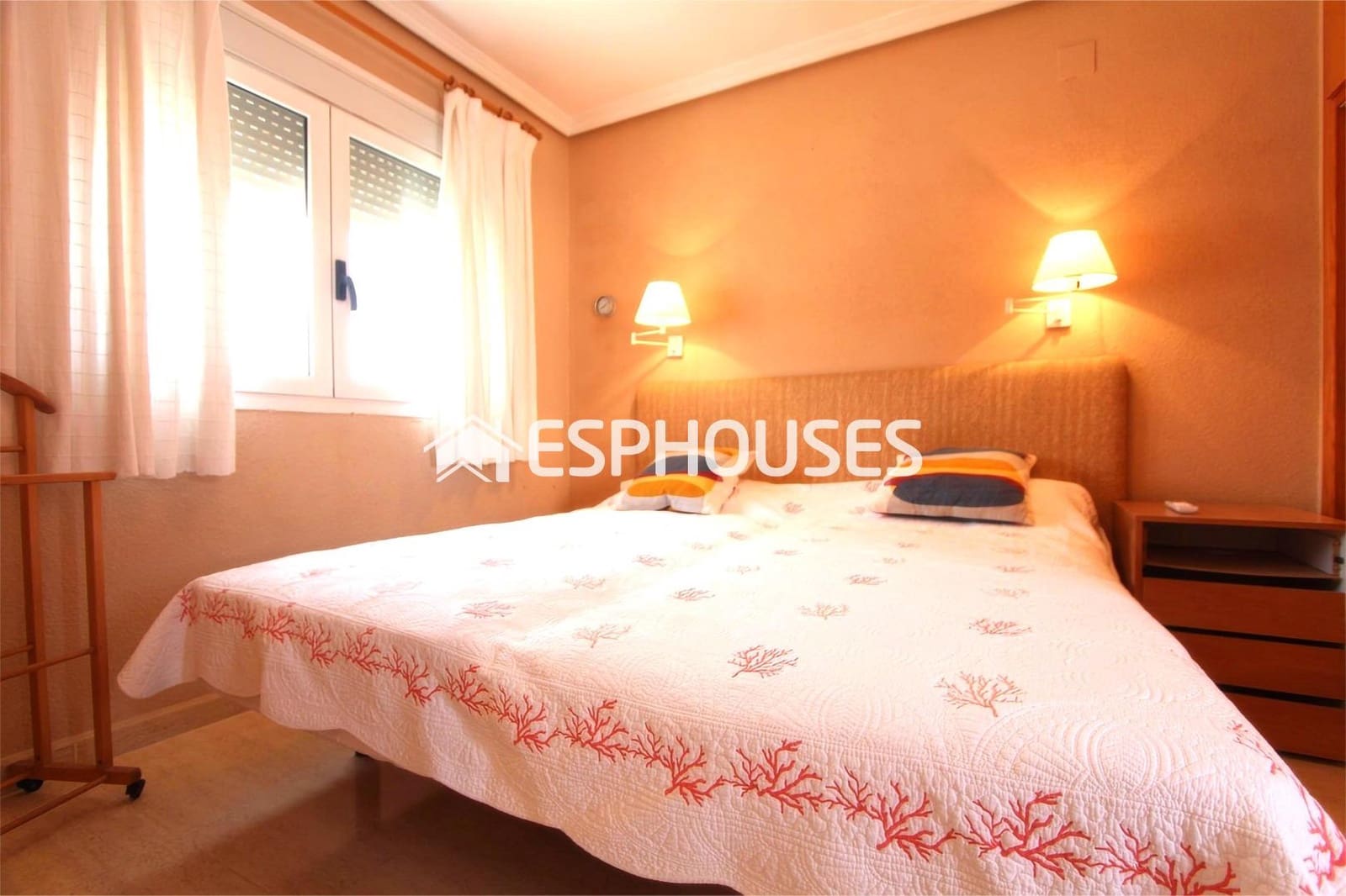 3 sovrum Bungalow till salu i Guardamar del Segura med garage - 299 000 € (Ref: 9445068)