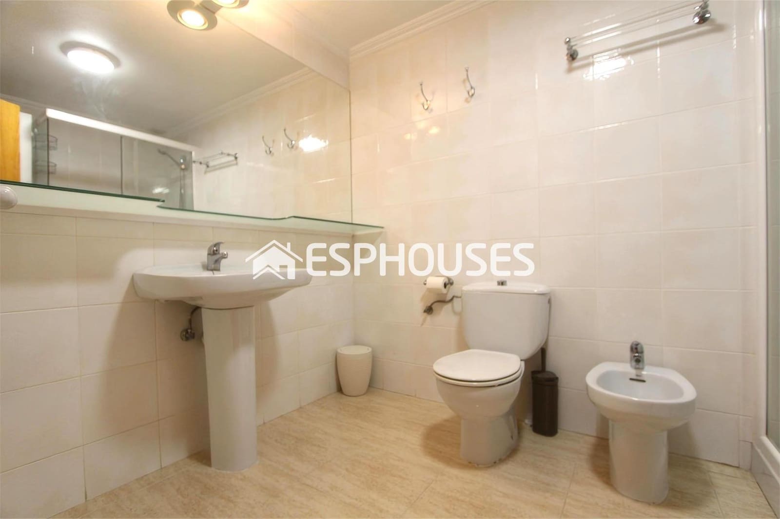 3 sovrum Bungalow till salu i Guardamar del Segura med garage - 299 000 € (Ref: 9445068)